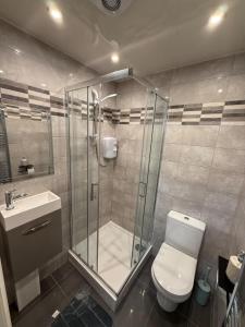 Double Rooms - Near City and Uni