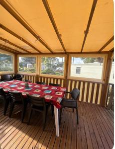 Campings Bungalow 410, 8 pers Camping 4 etoiles Siblu Le Lac des Reves : photos des chambres