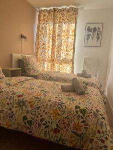 Appartements New - Paris, CDG, Villepinte Expo, Disney, Asterix : Appartement 4 Chambres avec Balcon 

