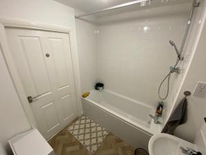 Entire Top Floor Apartment in Kent
