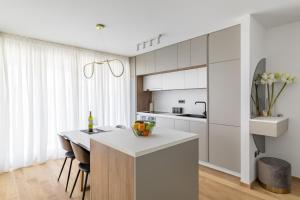 New! Old town Luxury Apartment Ina
