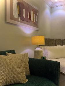 Bohemian - One- Bedroom Apartment