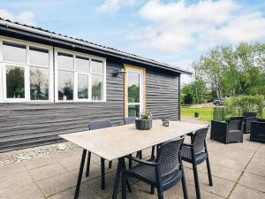 7 person holiday home in Hadsund