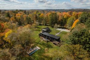 FOUNDERS COTTAGE - 2 room with kitchennete