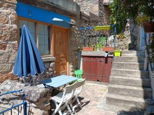 Maisons de vacances Le petit gite de l-Entrela : Maison 1 Chambre