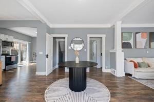 Cozy 5 BD house near Blackstone and UNMC