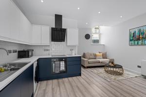 Serene Haven - 2 min from Station - Free Parking - Courtyard