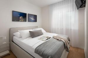 Apartments by the sea Pasadur, Lastovo - 24472