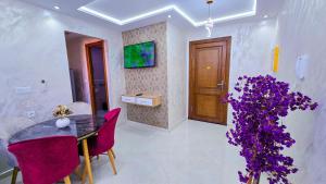 Elite Holiday Home - Luxury & Centric Flat