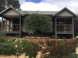 Rickaty on Blackwood