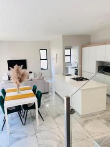 Prime 3 Bedroom Bryanston Townhouse in Secure Estate