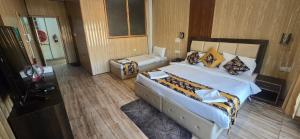 The White Yak Hotel