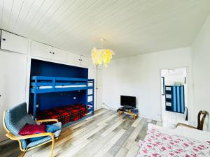 Maisons de vacances Maison avec jardin et terrasse, proche mer - FR-1-709-98 : photos des chambres