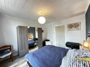 Maisons de vacances Maison avec jardin et terrasse, proche mer - FR-1-709-98 : photos des chambres