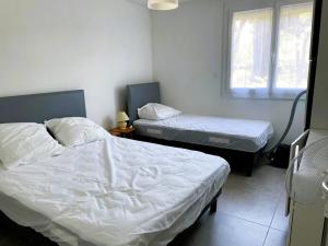 La Grande Motte: Appart 2 pièces lumineux, 4 couchages, parking privé - FR-1-790-35