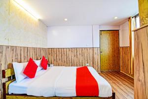 Hotel O Shanti Palace
