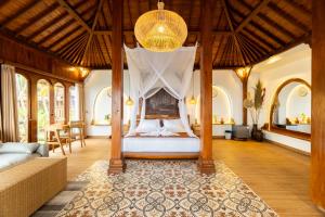 Dani Beach Villa - Beachfront Villas in Tejakula