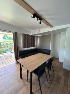 Campings Camping les Marguerites : photos des chambres