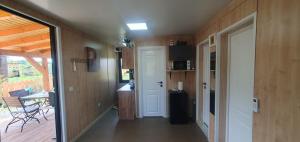 Mimosa forest view house near Oradea- pet friendly free parking