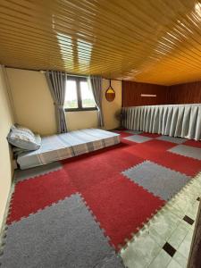 28 Homestay