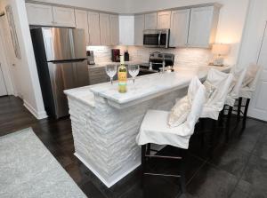 Emerald Isle 1609 condo