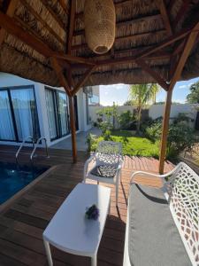 Sea Rock Villa