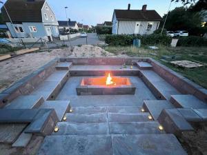 Child-friendly villa with outdoor lounge, close to beach & golf