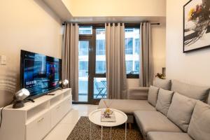 Florence Mc Kinley Spacious 2 Bedroom, 2 balcony nr Mall, T3 airport