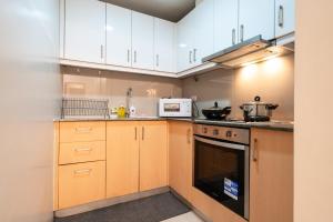 Florence Mc Kinley Spacious 2 Bedroom, 2 balcony nr Mall, T3 airport