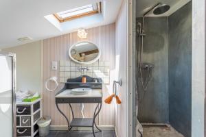 B&B / Chambres d'hotes Les Chambres de la Forge des Collines : photos des chambres