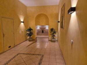 Exceptionnel Cannes Banane, appartement rénové dans ancien couvent 43m et Terrasse 48m