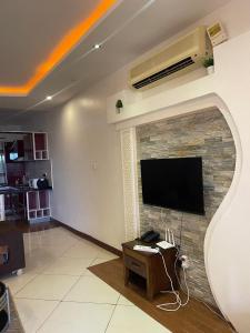 Cool Breeze Beachfront Apartments,Shanzu