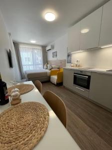 Варна, студио Черно море