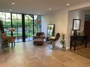 Lovely large modern home in private wooded estate