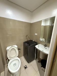 LJ&LUNA Staycation - Aparthotels, Manila