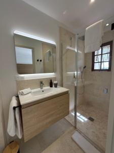 B&B / Chambres d'hotes Cottages at Les Pervenches : photos des chambres