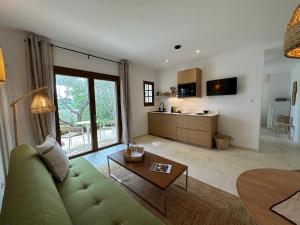 B&B / Chambres d'hotes Cottages at Les Pervenches : photos des chambres