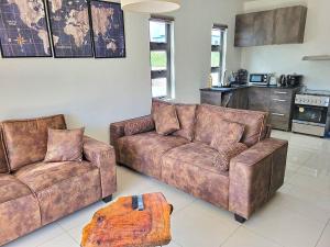 Freesia Apartment 1 by Mau-Rent Houses