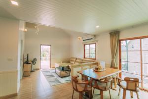 Khao Yai Art Tree Resort