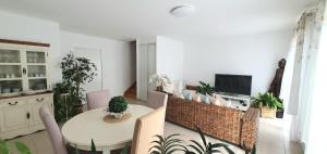 Maisons de vacances COSY HOME near DISNEYLAND PARIS : Maison 2 Chambres