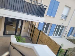 Chambre privée , dans un 4 pièces , avec SDB privative