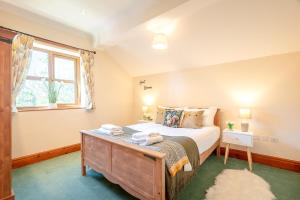 Pendle View Gatehouse Lakeside Stay