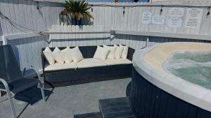 Domki Letniskowe BŁĘKIT