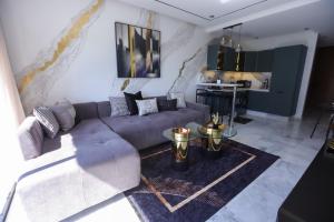 Modern Cozy Ghandi District