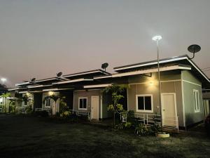 พราวด์รีสอร์ท ศรีเทพ