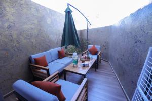 Modern Cozy Ghandi District