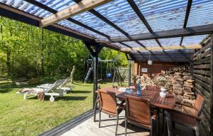 3 Bedroom Beautiful Home In Glesborg