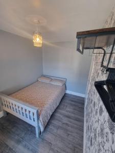 Rise at the International Wall Belfast