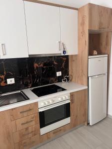 Klevis Apartments