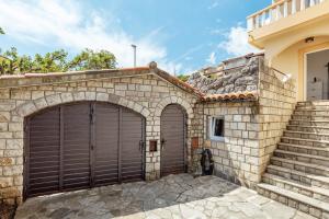 Rustic home - Villa Elena